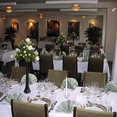 Otel Otterup Hotel 2*