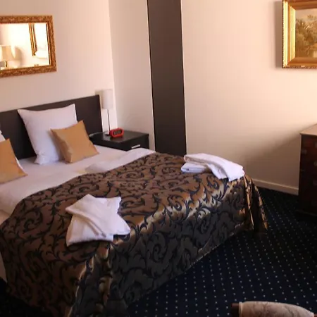 Otel Otterup Hotel 2*